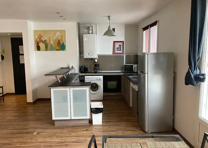 Appartement Spacieux Hyper Centre Secteur Liberte
